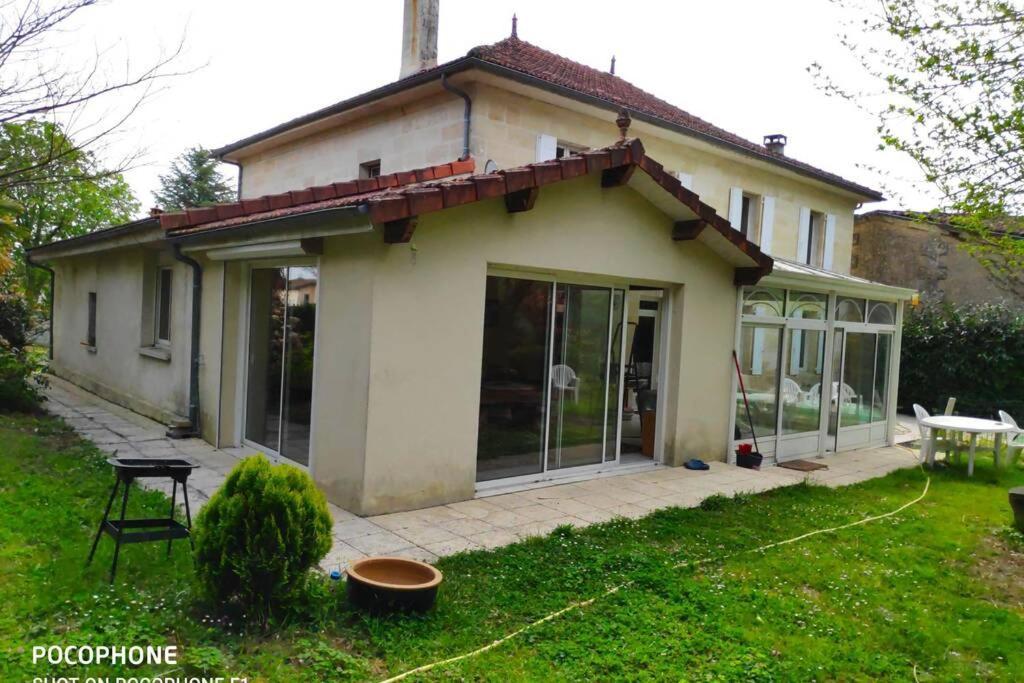 Villa Tizac-De-Lapouyade, Piscine 35 Km De Bordeaux Exterior foto